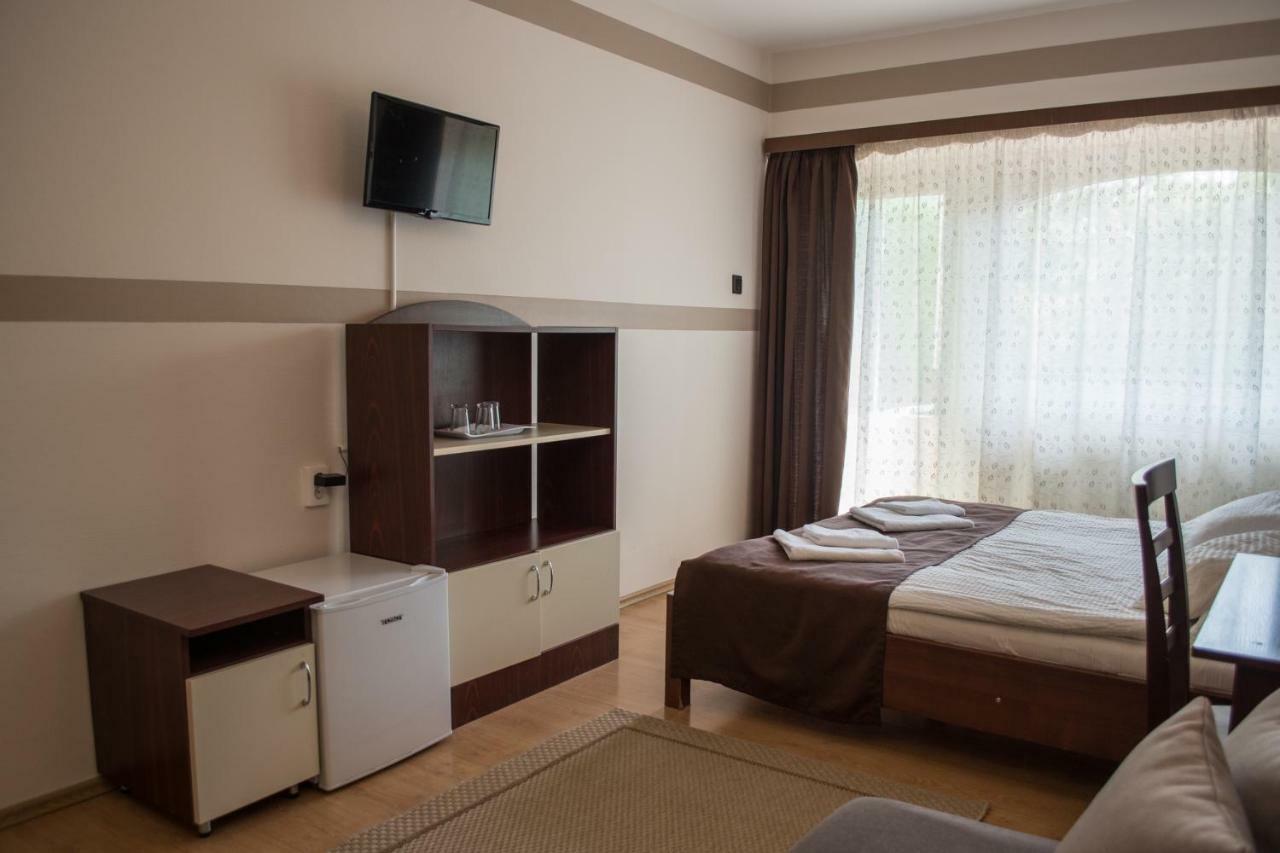 Flora Panzio Guest house 3*