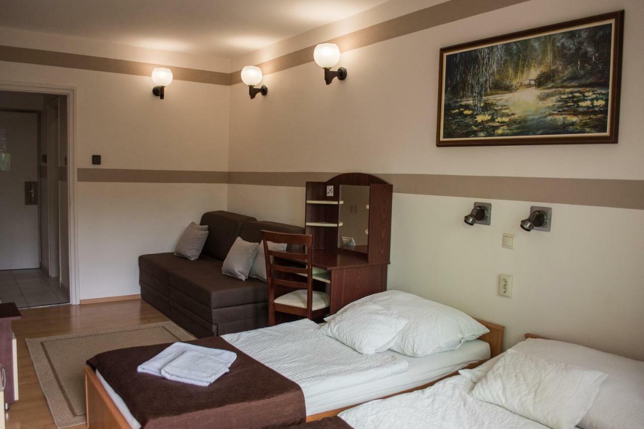 Flora Panzio Guest house